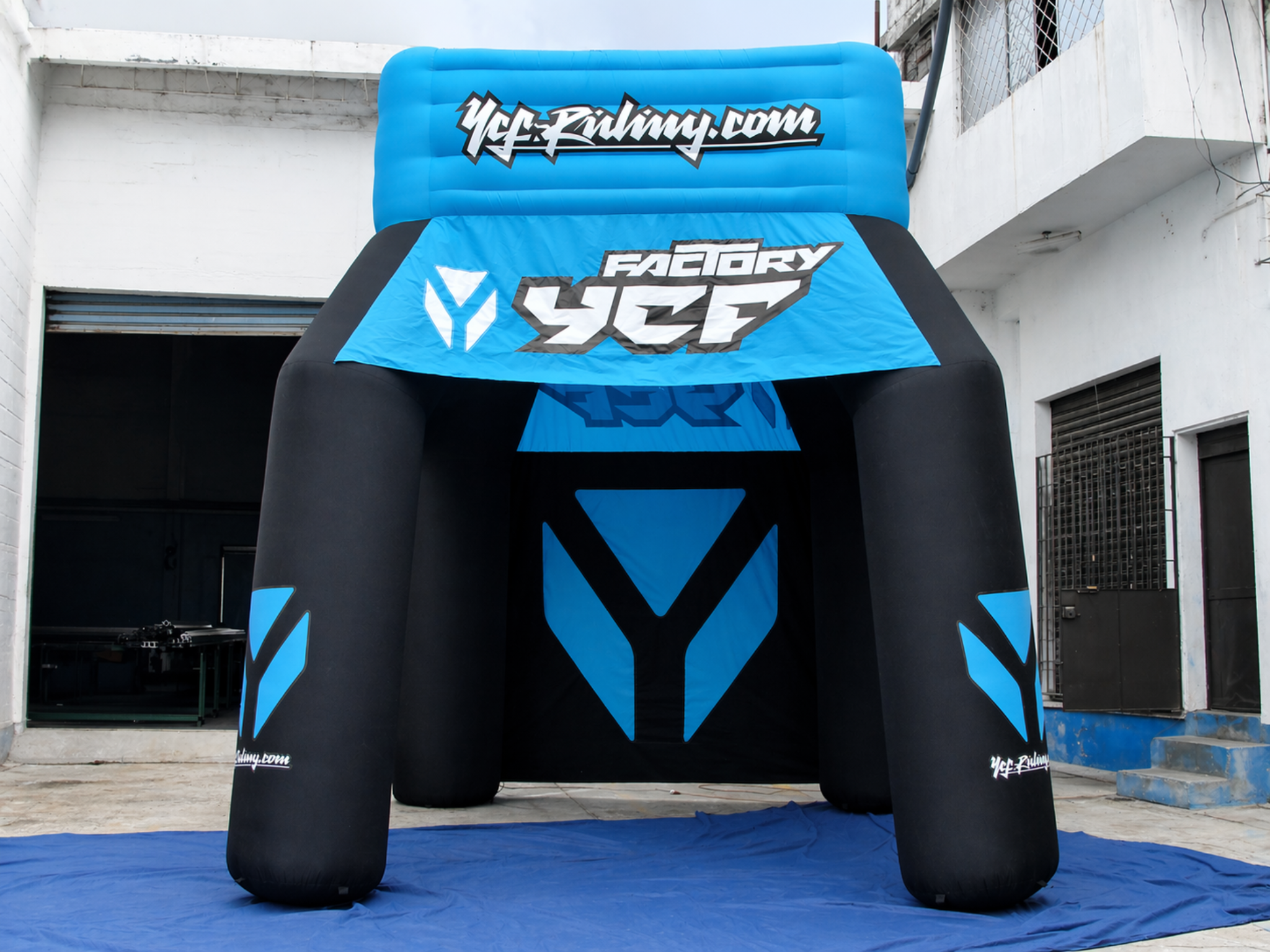 Gallery 01